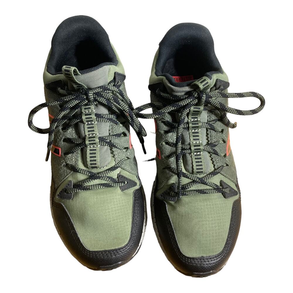 Nike - Picture 4 of 7